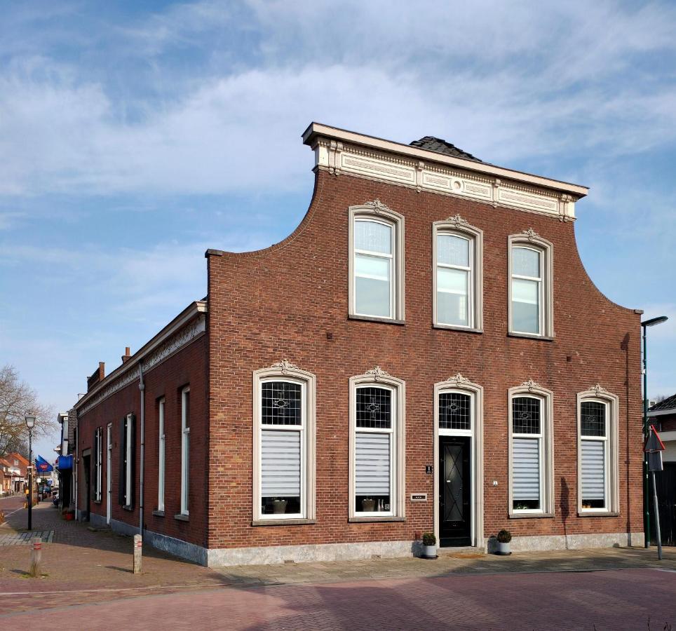 Familie- En Groepsverblijf Het Voorhuis Loon op Zand Экстерьер фото